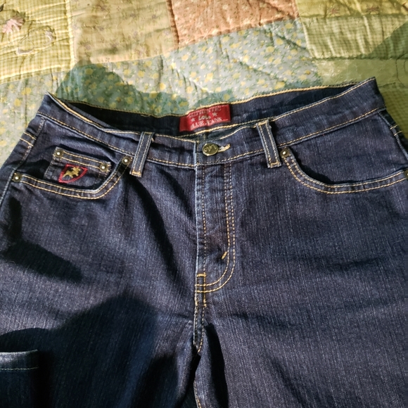 Authentic Ladies Lois Blue Jeans Size 30